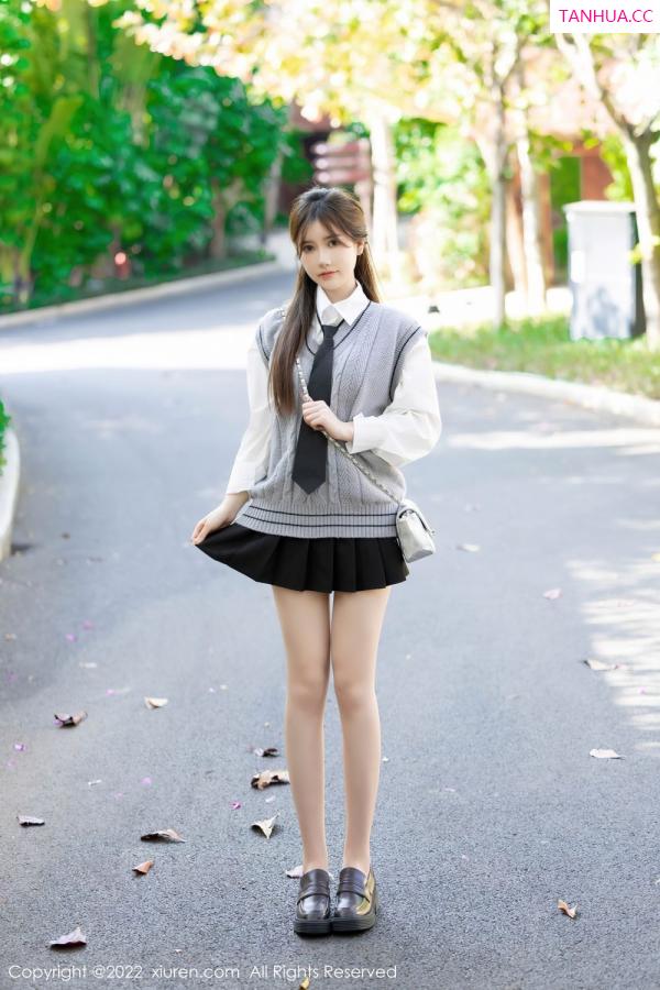美桃酱  [XiuRen]高清写真图 2022.04.20 No.4896 美桃酱第11张图片